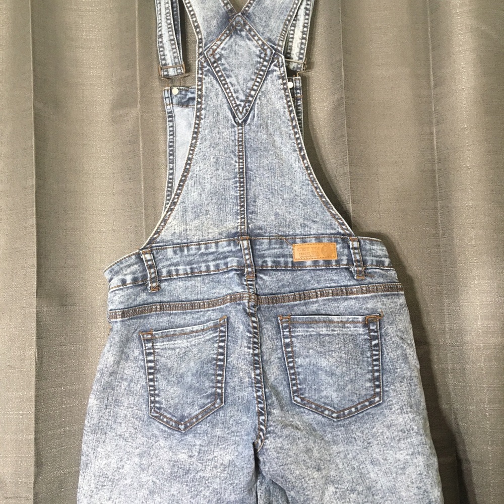 Romper - Picture 2 of 3